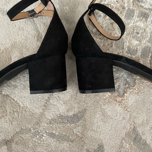 41 Hawthorn black suede block heel sandals 7.5 - Picture 2 of 4